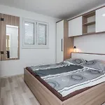 Loncar Appartement *